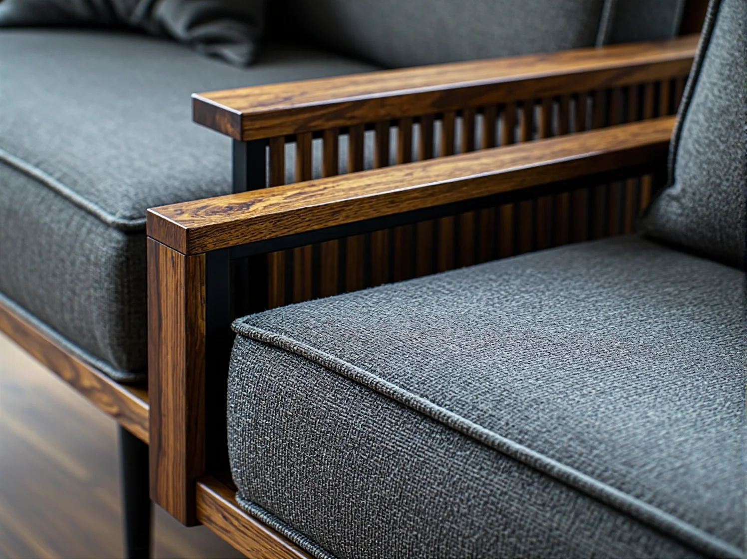 Segregowanie ubrań i delikatne pranie to skuteczne sposoby na to, aby zapobiec blaknięciu.