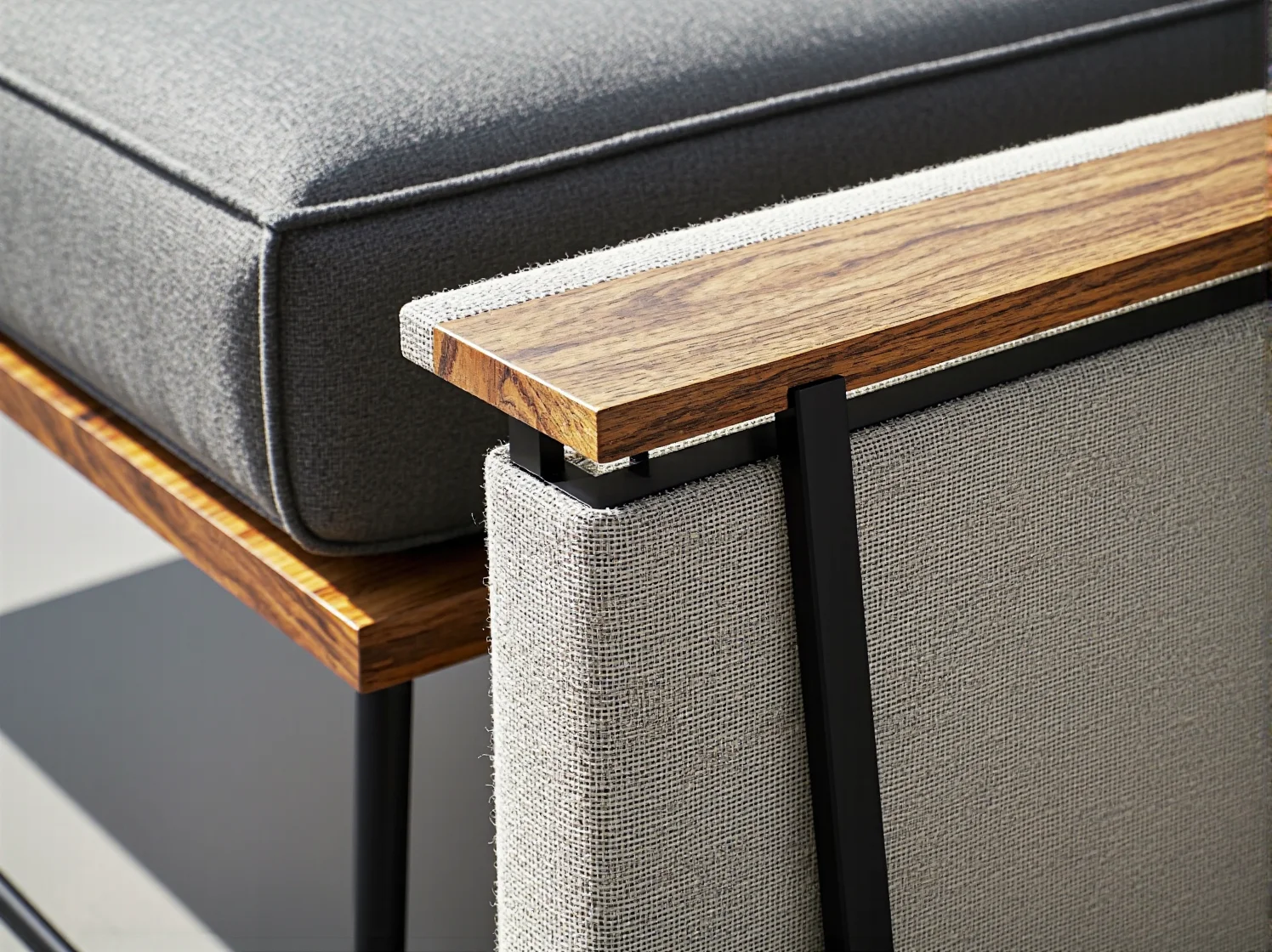 Wygodny fotel wełniany wpisujący się w zasady zrównoważonego rozwoju i ekologii.