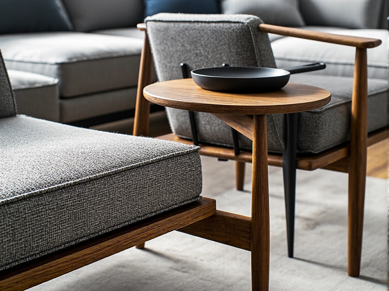 Wygodne krzesło biurowe obite ekologiczną tkaniną pochodzącą z recyklingu